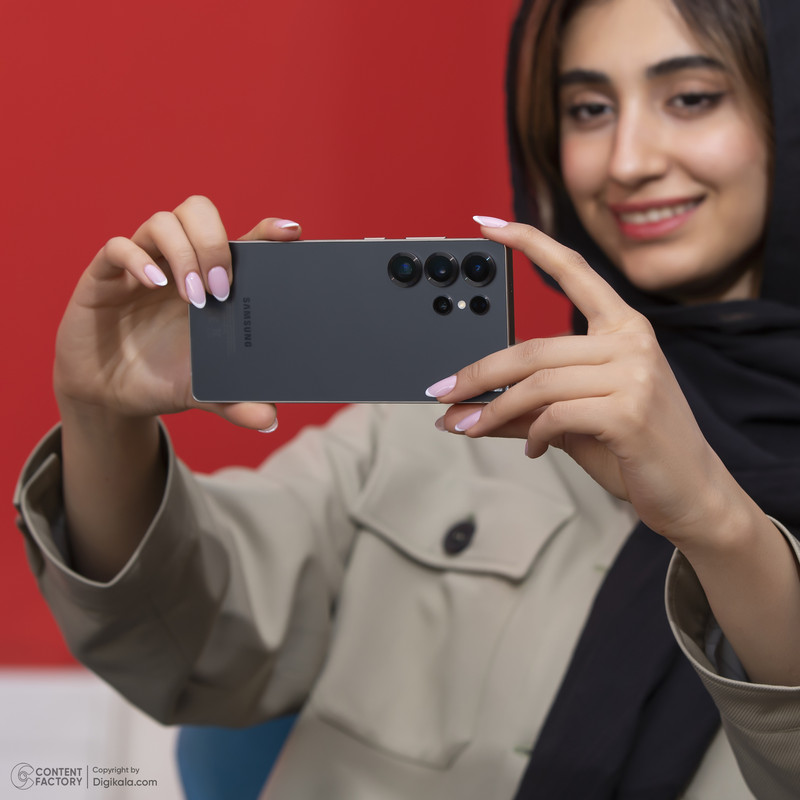 گوشی موبایل سامسونگ مدل Galaxy S25 Ultra دو سیم کارت ظرفیت 256 گیگابایت و رم 12 گیگابایت - پک ویتنام - به همراه شارژر 45 وات سامسونگ