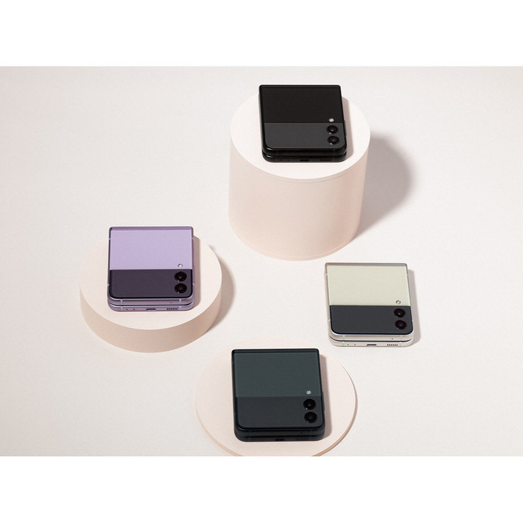 گوشی موبایل سامسونگ مدل Galaxy Z Flip3 5G ظرفیت 256 گیگابایت و رم 8 گیگابایت