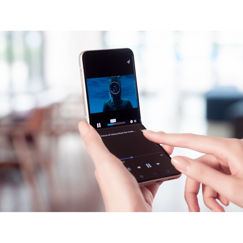 گوشی موبایل سامسونگ مدل Galaxy Z Flip3 5G ظرفیت 128 گیگابایت و رم 8 گیگابایت