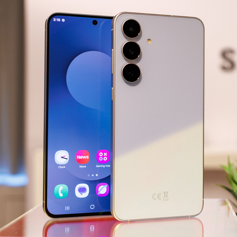 گوشی موبایل سامسونگ مدل Galaxy S25 FE دو سیم کارت ظرفیت 256 گیگابایت و رم 8 گیگابایت - ویتنام - به همراه شارژ 65 وات سه پورت سامسونگ