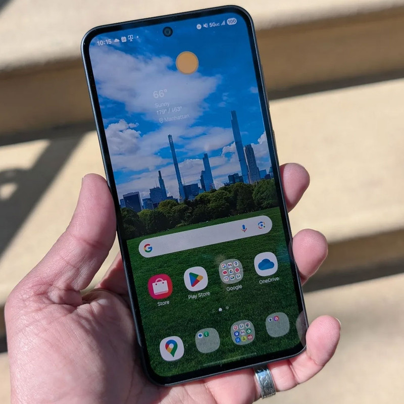 گوشی موبایل سامسونگ مدل Galaxy A36 دو سیم کارت ظرفیت 128 گیگابایت و رم 8 گیگابایت - ویتنام - به همراه شارژر 25 وات سامسونگ