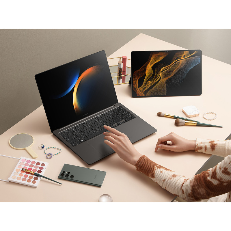 گوشی موبایل سامسونگ مدل Galaxy S23 Ultra دو سیم کارت ظرفیت 512 گیگابایت و رم 12 گیگابایت به همراه شارژر 45 وات سامسونگ
