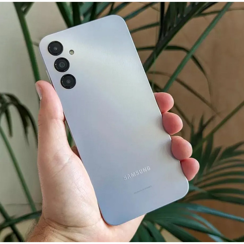 گوشی موبایل سامسونگ مدل Galaxy A15 دو سیم کارت ظرفیت 128 گیگابایت و رم 4 گیگابایت به همراه شارژر 15وات سامسونگ - ویتنام