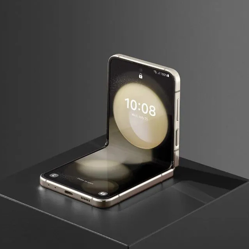 کارکرده - گوشی موبایل سامسونگ مدل Galaxy Z Flip 6 تک سیم کارت ظرفیت 256 گیگابایت و رم 12 گیگابایت