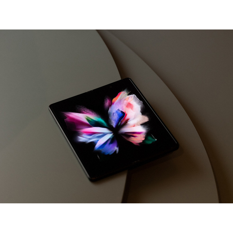 گوشی موبایل سامسونگ مدل Galaxy Z Fold3 5G ظرفیت 128 گیگابایت و رم 12 گیگابایت