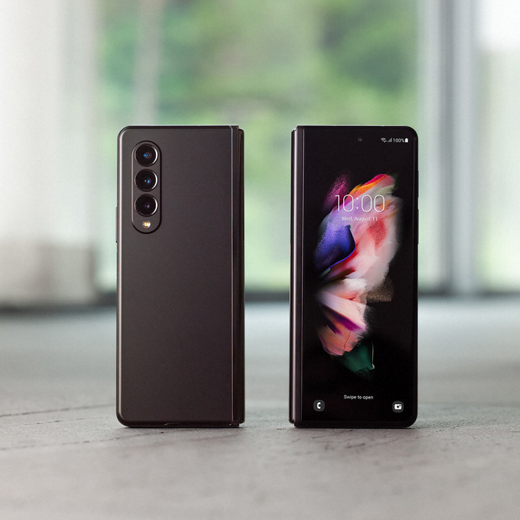 گوشی موبایل سامسونگ مدل Galaxy Z Fold3 5G ظرفیت 128 گیگابایت و رم 12 گیگابایت