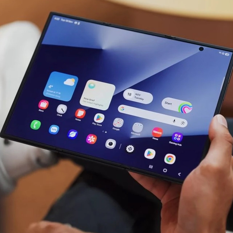 گوشی موبایل سامسونگ مدل Galaxy Z TriFold دو سیم کارت ظرفیت 512 گیگابایت و رم 16 گیگابایت