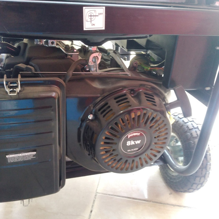 موتور برق بنزینی ایکار مدل EICAR IC8E